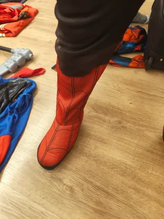 Disfraz Spiderman Negro con Máscara