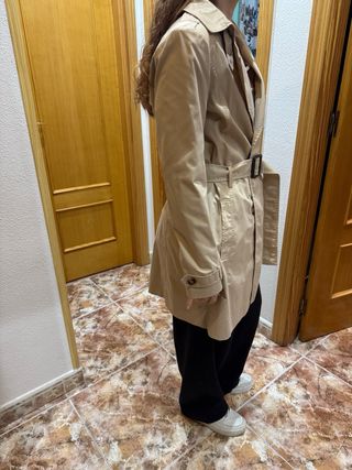 Gabardina Stradivarius Beige Talla M