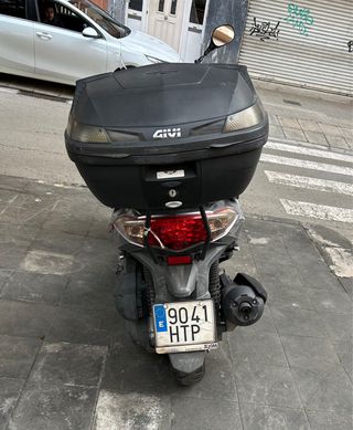 SYM Joymax 300i Gris