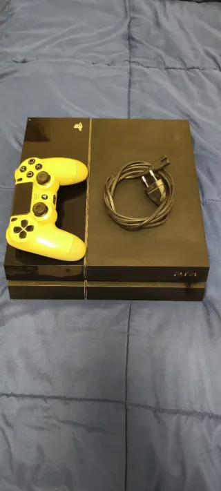 Consola PS4 (PlayStation 4) Negra + Mando Amarillo