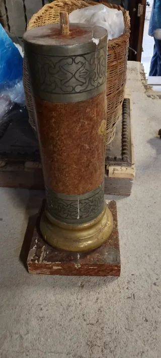 AntiguoPilar de la Virgen