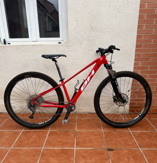 BH Spike Talla XS Roja