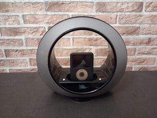 Pack Audio JBL Radial Micro + iPod 3 Gen 8GB