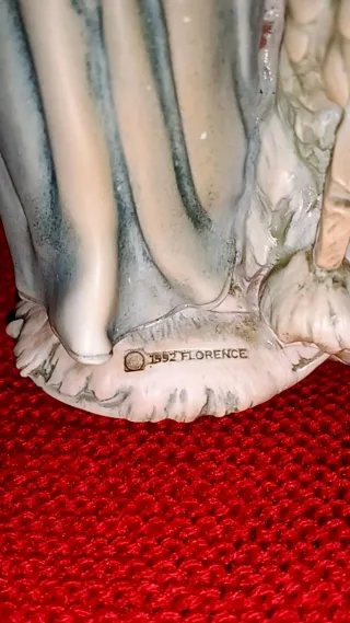 Scultura in porcellana Firenze Sculture D Arte SOLO OGGI
