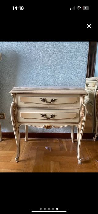 Comodino e toeletta con cassetti beige vintage