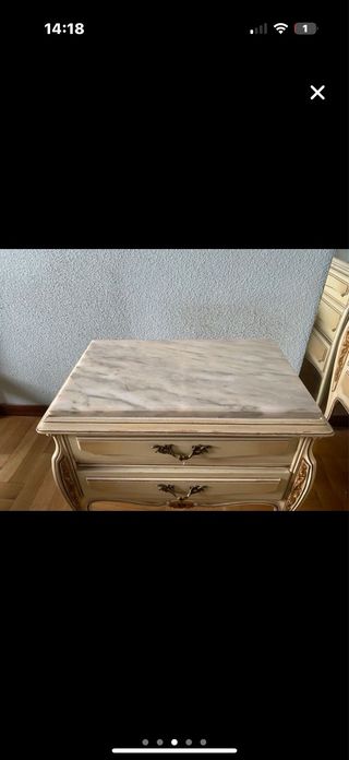 Comodino e toeletta con cassetti beige vintage