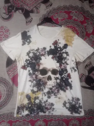 Maglietta Vintage Teschio Fiori Taglia L