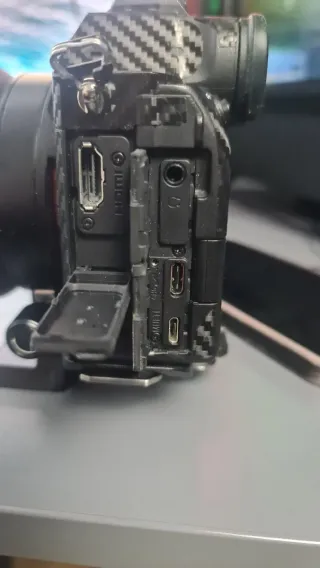 Sony A7s III + Samyang 35mm V-AF T1.9