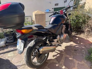 Honda CBF500 Naked Negra