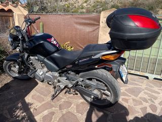 Honda CBF500 Naked Negra