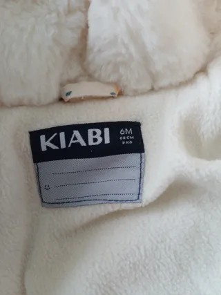 Buzo bebé 6 meses floral con capucha