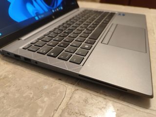HP Zbook Firefly 14 G8