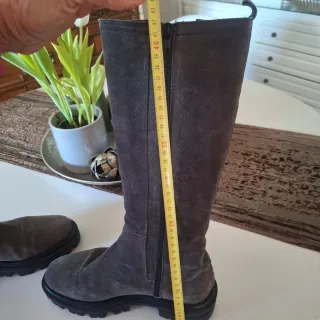 Botas Alpe Talla 39, gris, piel