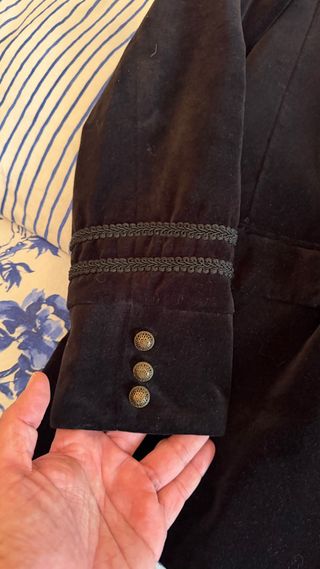 Chaqueta negra estilo domador