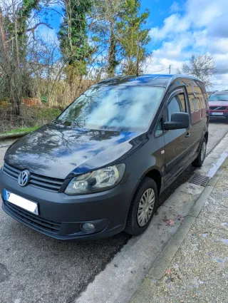 Volkswagen Caddy 2011