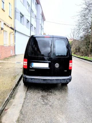 Volkswagen Caddy 2011
