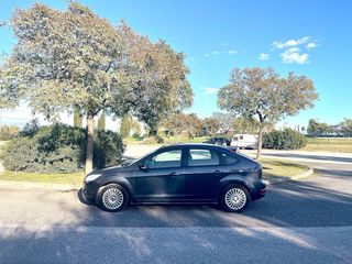 Ford Focus 1.6 105 CV