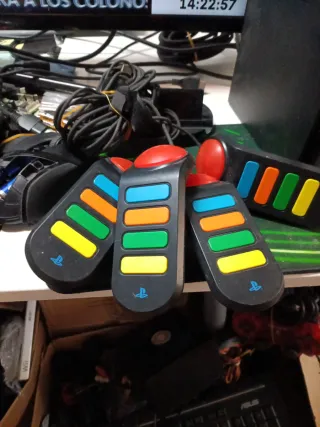 Pack PS2: Mando Buzz + 2 Juegos