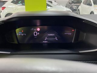 Peugeot 2008 Allure Hybrid 1.2 145CV eDCS6 MHEV!!!