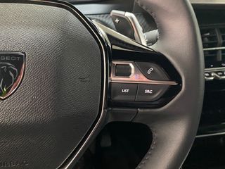 Peugeot 2008 Allure Hybrid 1.2 145CV eDCS6 MHEV!!!