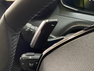 Peugeot 2008 Allure Hybrid 1.2 145CV eDCS6 MHEV!!!