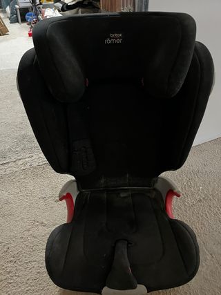 Alzador Britax Römer con Isofix