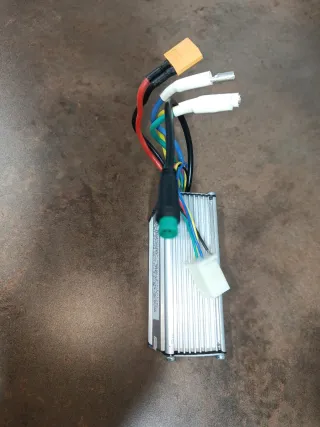 Controladora 48V 500W patinete eléctrico