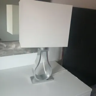 Lámpara de mesa moderna acero inoxidable