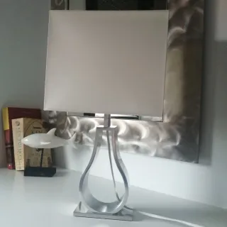 Lámpara de mesa moderna acero inoxidable