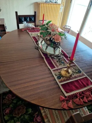 Queda 1 día. Mesa años 60 extensible madera