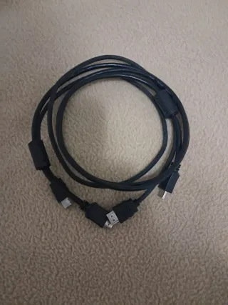 Cables y cargadores varios