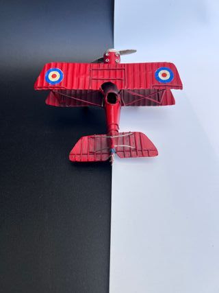Avión de hojalata rojo modelo antiguo 16cm