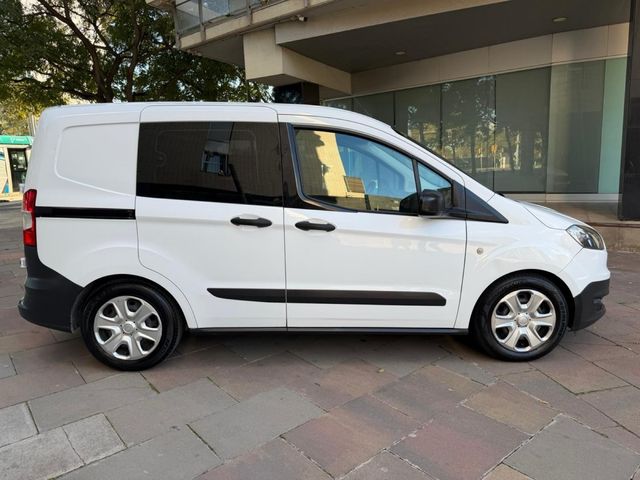 Ford Tourneo Courier 2017