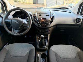 Ford Tourneo Courier 2017