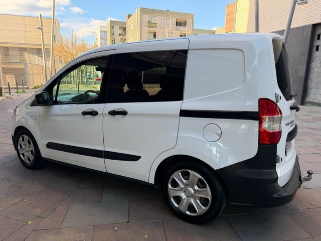 Ford Tourneo Courier 2017
