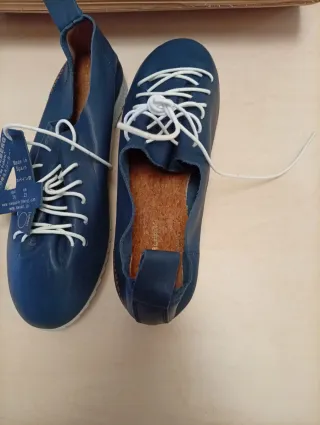 Zapatillas Swaan Piel Azul Talla 36 NUEVAS