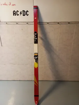 Dos pares de Esquís LOOK Junior con fijaciones