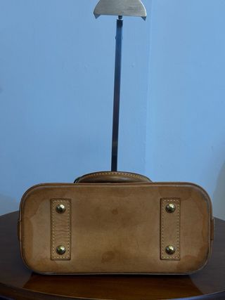 Louis Vuitton Alma BB Monogram