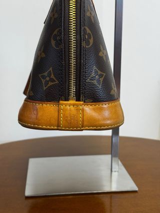 Louis Vuitton Alma BB Monogram