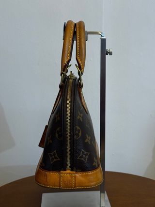 Louis Vuitton Alma BB Monogram