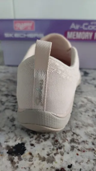 Zapatillas Skechers Air-Cooled Memory Foam Beige/R