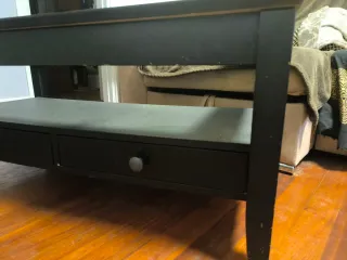 Mesa de centro negra con cristal y elevable