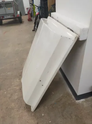 Tapa de fibra para remolque