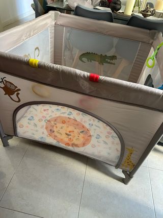 Parque infantil con animales