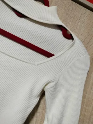 Jersey blanco escote corazón sexy colegiala