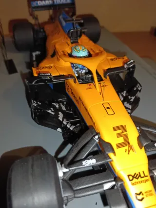 McLaren MCL35M Spark 1:18 Daniel Ricciardo