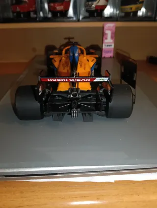McLaren MCL35M Spark 1:18 Daniel Ricciardo