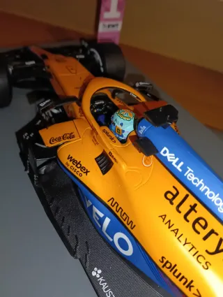 McLaren MCL35M Spark 1:18 Daniel Ricciardo