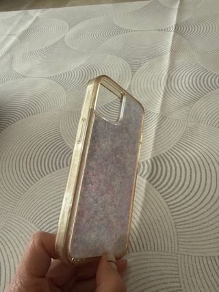 Funda iPhone 13 con purpurina