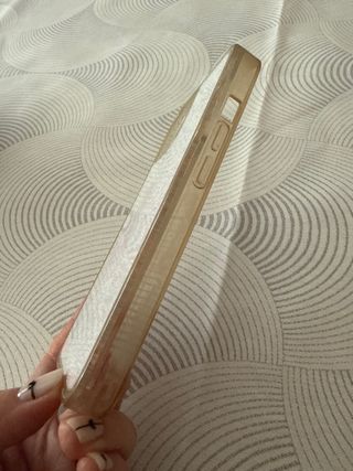 Funda iPhone 13 con purpurina